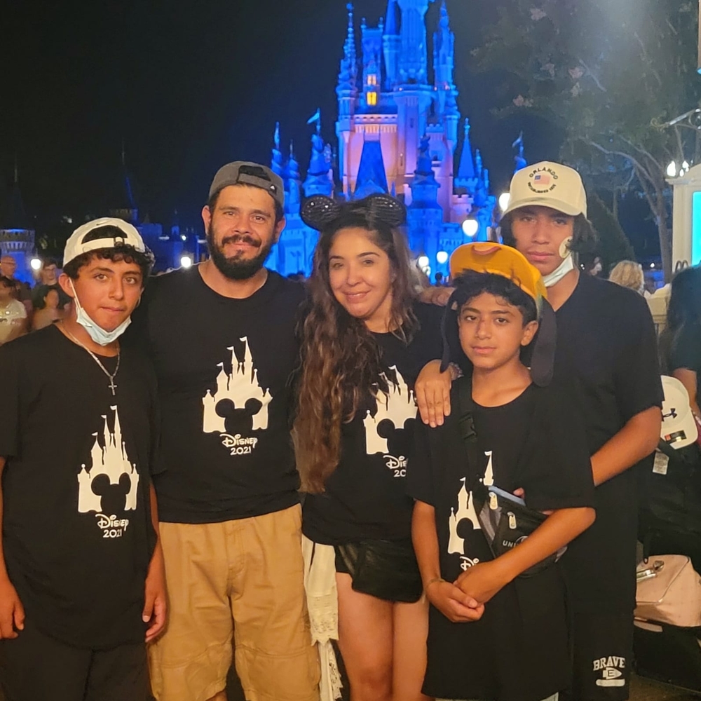 Meet your Posher, Levi